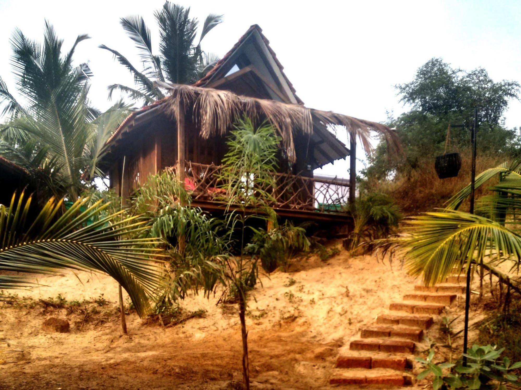 Little India Beach Cottages Baga Ngoại thất bức ảnh